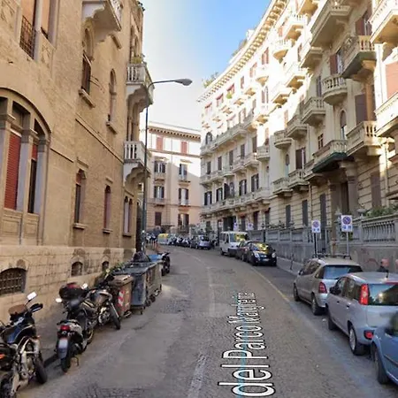 Kbirr Charming House Bed & Breakfast Napoli